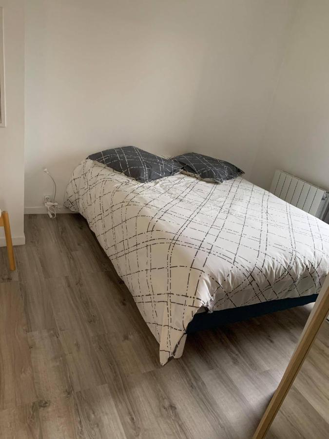 Appartement Contemporain Renove A Neuf Avec Cuisine Equipe - Val De Reuil Val-de-Reuil Dış mekan fotoğraf
